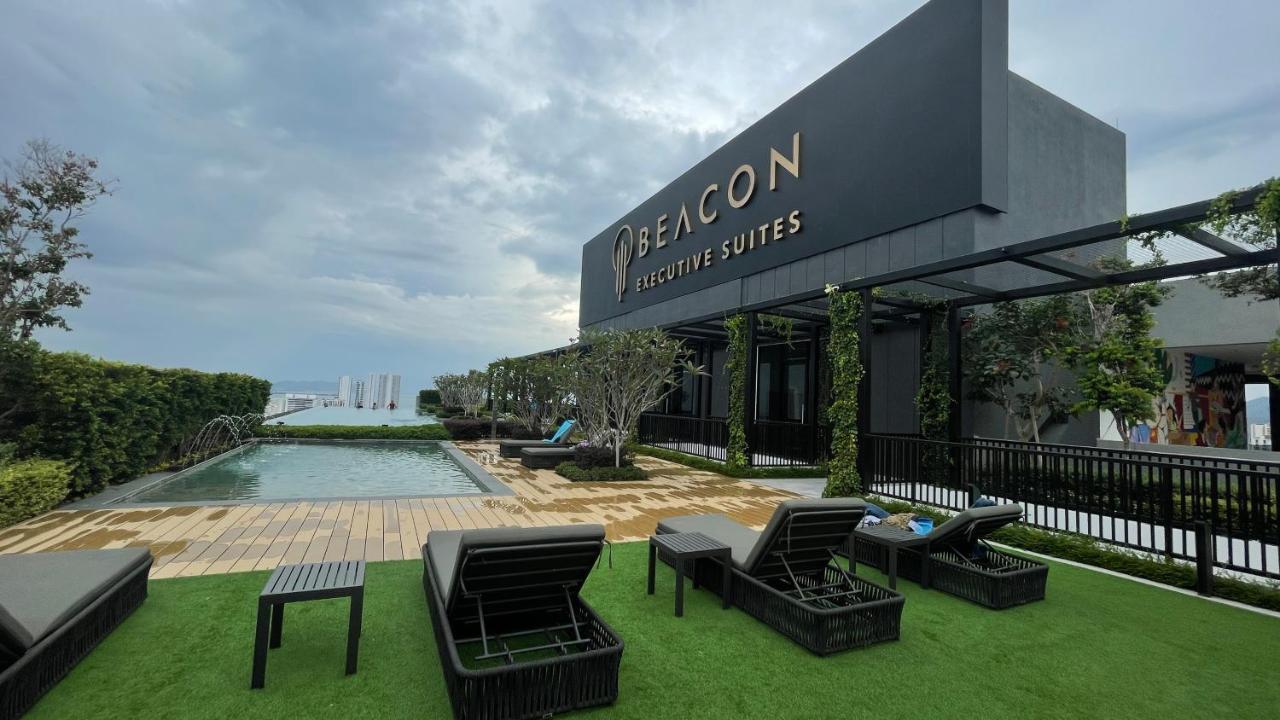 Beacon Executive #cozyfamilystay #rooftoppool #13 *