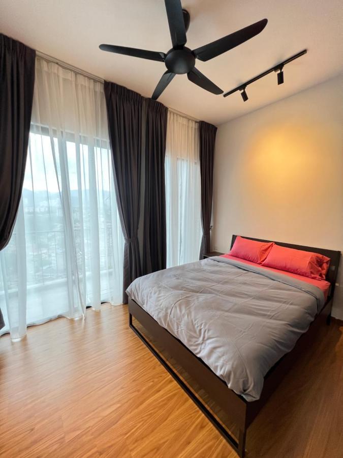 Apartment Beacon Executive #cozyfamilystay #rooftoppool #13 George Town