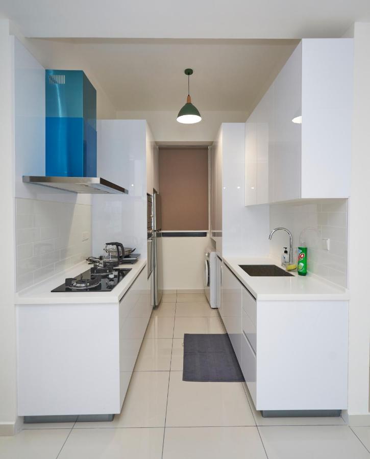 Beacon Executive #cozyfamilystay #rooftoppool #13 Apartemen